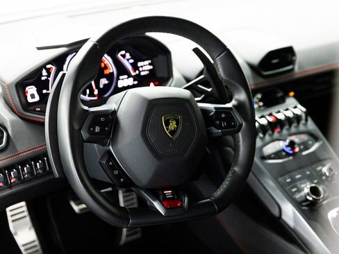 Used 2018 Lamborghini Huracan LP 580-2 image 29