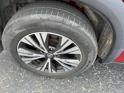Used 2021 Nissan Rogue SV FWD image 6