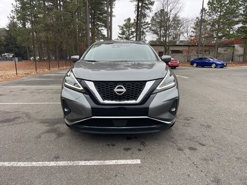 Used 2023 Nissan Murano SV image 3