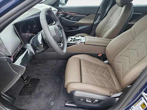 Certified 2026 BMW 530i w/ M Sport Package image 15