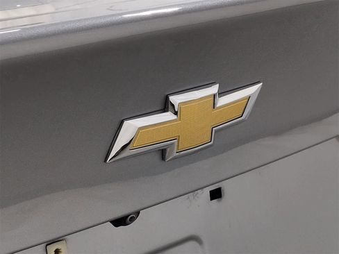 Used 2023 Chevrolet Malibu LT image 12