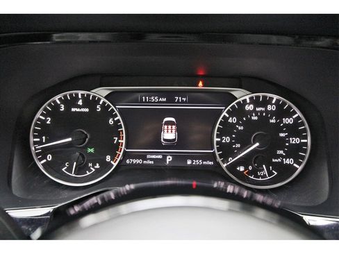 Used 2022 Nissan Pathfinder SV image 12