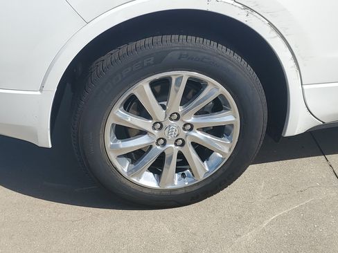 Used 2020 Buick Envision Essence AWD/4WD image 8