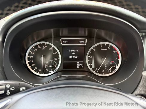 Used 2017 INFINITI QX30 w/ Cargo Package FWD image 14