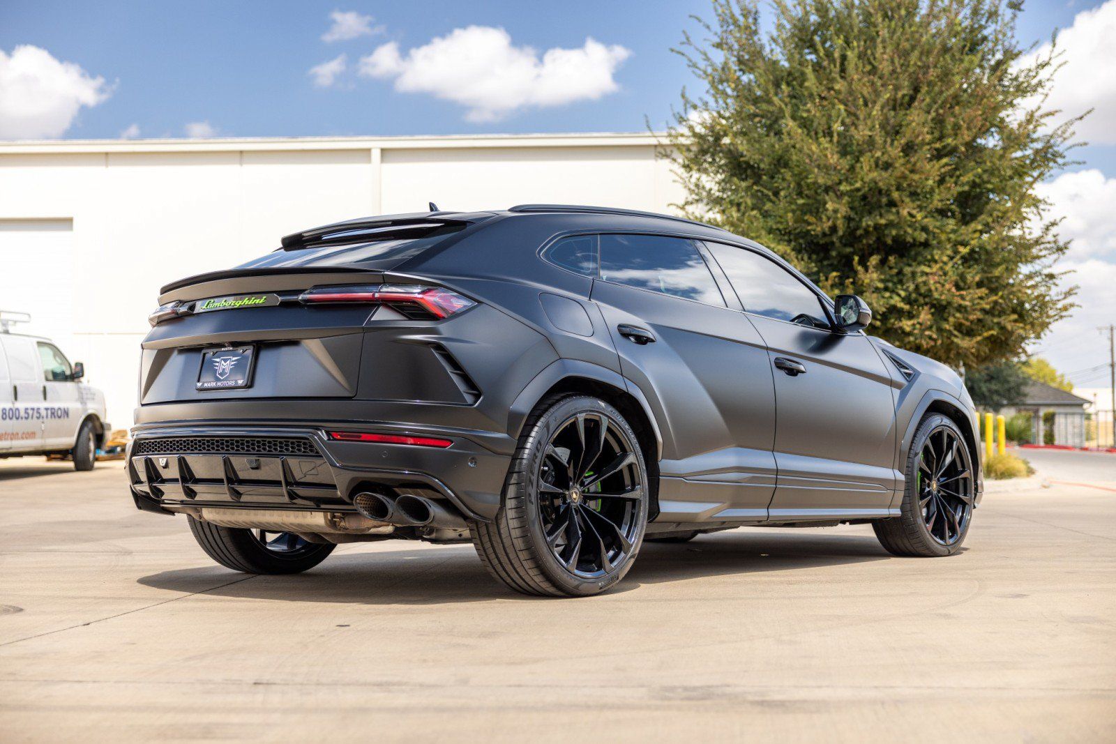 Used 2022 Lamborghini Urus AWD/4WD image 5