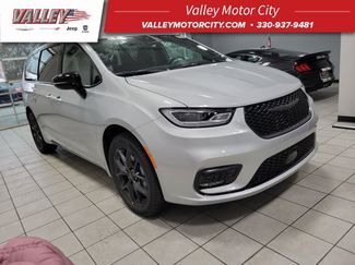 New 2026 Chrysler Pacifica Select w/ S Appearance Package 360° Tour