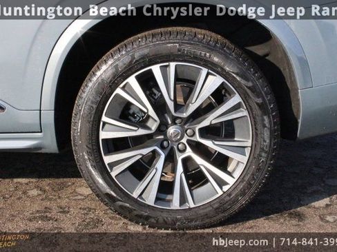 Used 2021 Volvo XC90 T8 Inscription Expression w/ Protection Package Premier image 8