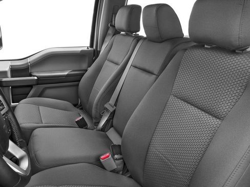 Used 2017 Ford F250 XLT w/ XLT Value Package AWD/4WD image 9