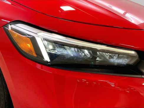Used 2022 Honda Civic Touring image 27