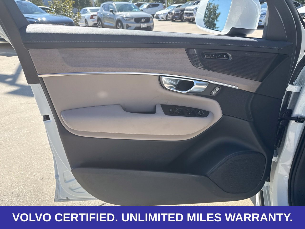 Certified 2026 Volvo XC90 B6 Plus AWD/4WD image 27