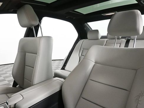 Used 2013 Mercedes-Benz E 350 Sedan image 5