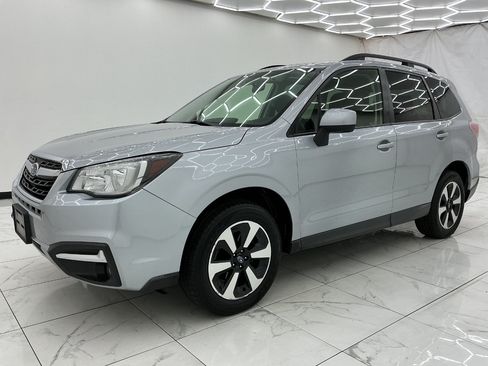 Used 2018 Subaru Forester 2.5i Premium AWD/4WD image 7
