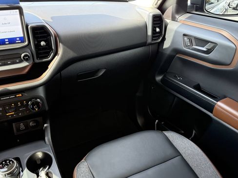 Certified 2023 Ford Bronco Sport Outer Banks w/ Tech Package AWD/4WD image 20