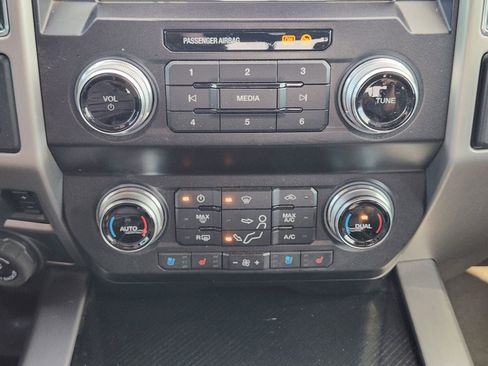 Used 2021 Ford F350 Platinum image 21