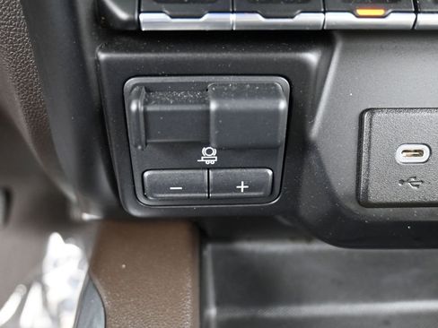 Used 2020 Chevrolet Silverado 1500 RST image 27