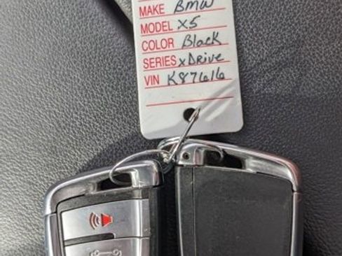 Used 2019 BMW X5 xDrive40i w/ Convenience Package image 47