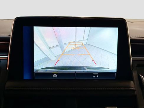 Used 2022 Chevrolet Tahoe LT image 14