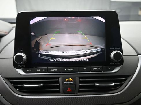 Used 2023 Nissan Altima 2.5 SR image 12