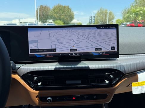 New 2026 BMW 330i Sedan RWD image 27