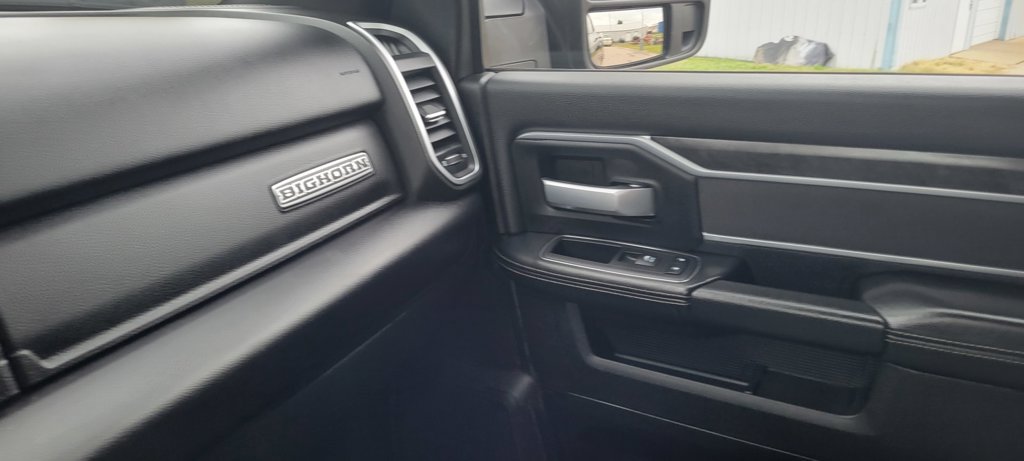Used 2024 RAM 2500 Big Horn AWD/4WD image 22