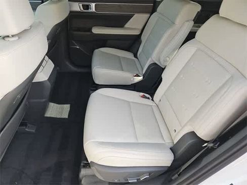 Certified 2025 Hyundai Santa Fe Calligraphy image 20