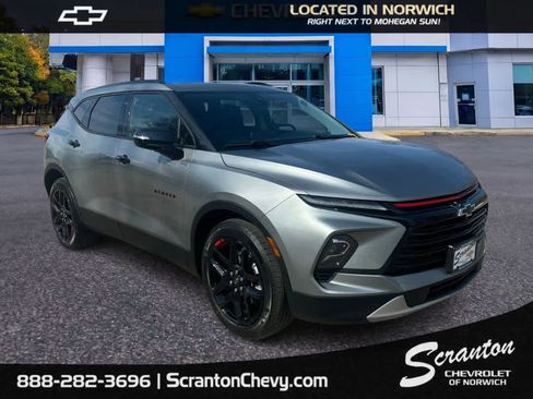 Used 2023 Chevrolet Blazer LT w/ Sound & Technology Package image 3