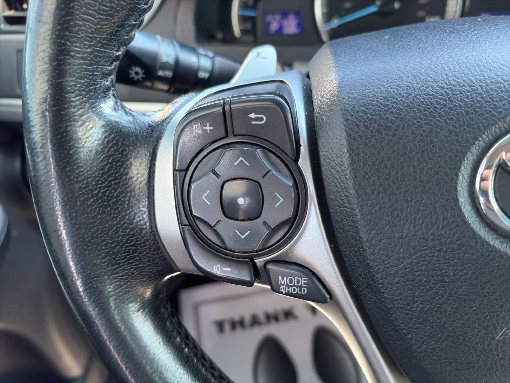 Used 2012 Toyota Camry SE FWD image 13