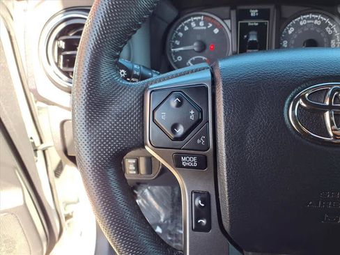 Used 2023 Toyota Tacoma TRD Sport image 10