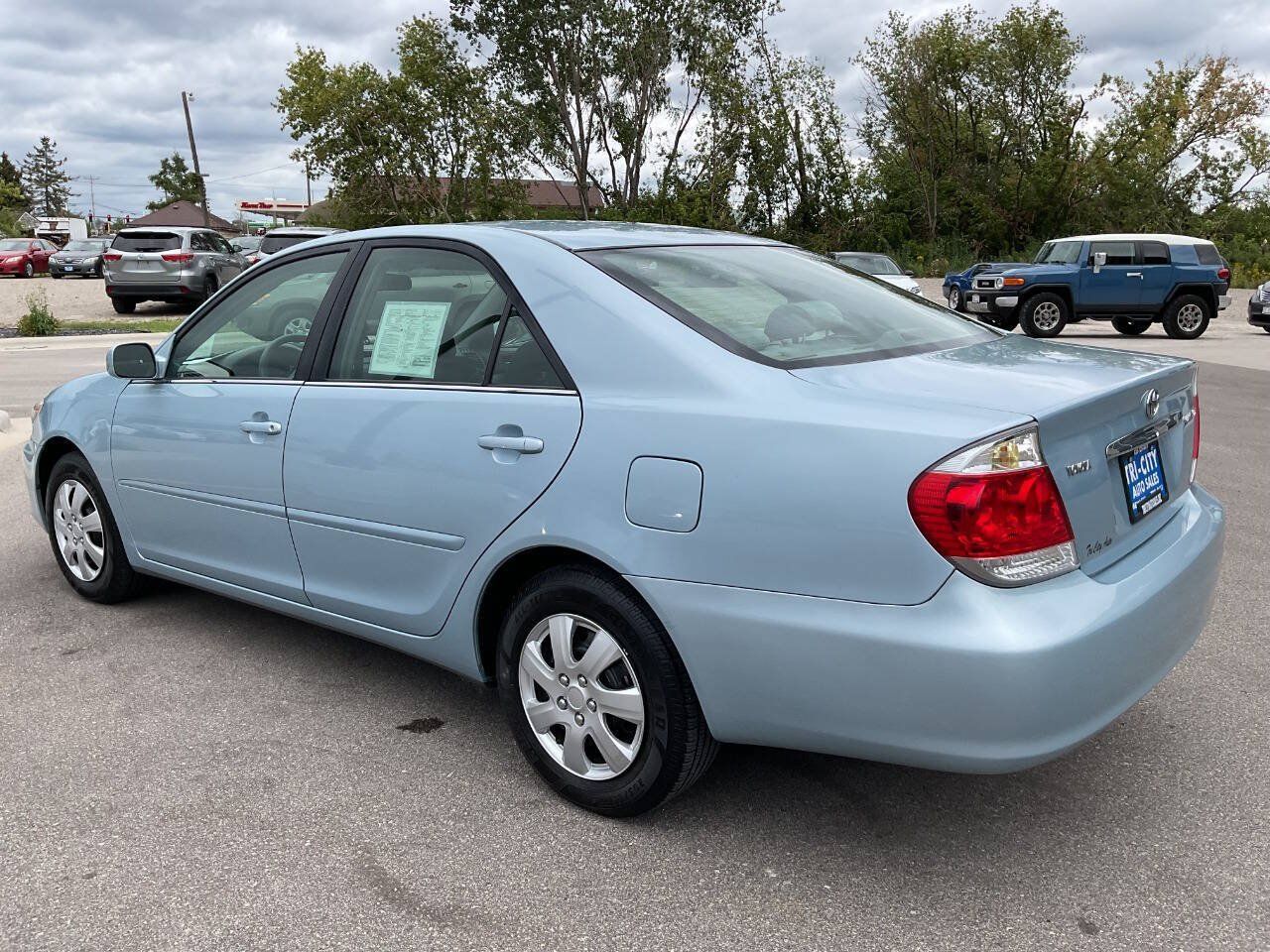 Used 2005 Toyota Camry FWD image 4