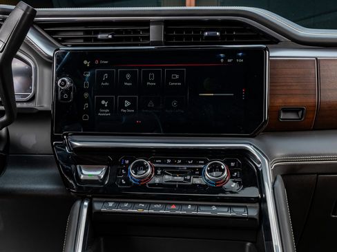 Used 2024 GMC Sierra 2500 Denali Ultimate image 24