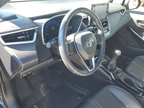Used 2020 Toyota Corolla XSE FWD image 18
