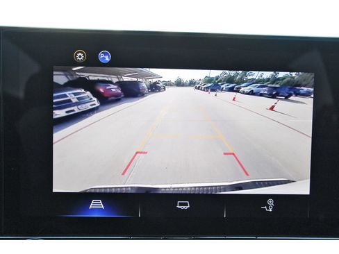 Used 2023 Chevrolet Colorado LT w/ LT Convenience Package RWD image 24