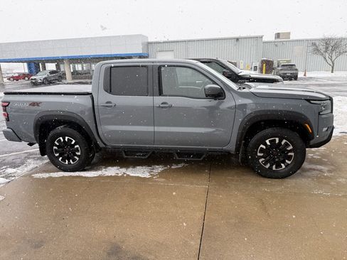 Used 2022 Nissan Frontier PRO-4X image 8