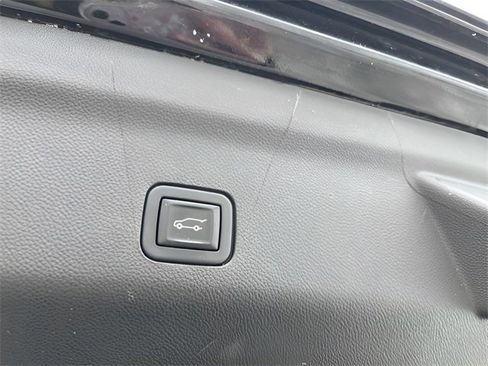 Certified 2022 GMC Yukon Denali w/ Max Trailering Package image 45