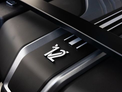 New 2027 Rolls-Royce Cullinan Black Badge AWD/4WD image 25