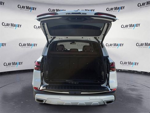 Used 2025 BMW X5 xDrive40i w/ Premium Package image 16
