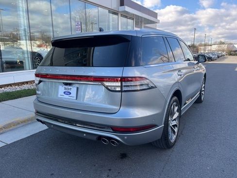 Used 2023 Lincoln Aviator Grand Touring w/ Equipment Group 301A image 8
