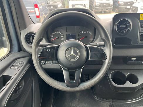 Used 2019 Mercedes-Benz Sprinter 170 image 17
