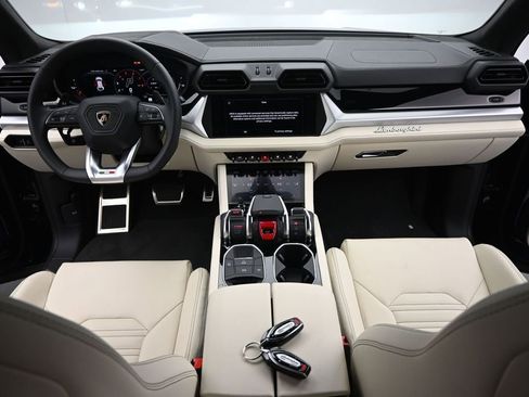 Used 2026 Lamborghini Urus SE AWD/4WD image 21