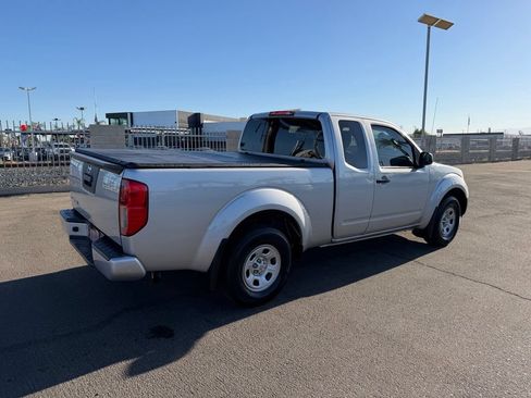 Used 2019 Nissan Frontier S RWD image 6