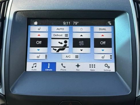 Used 2018 Ford Edge SEL w/ Canadian Touring Package AWD/4WD image 25