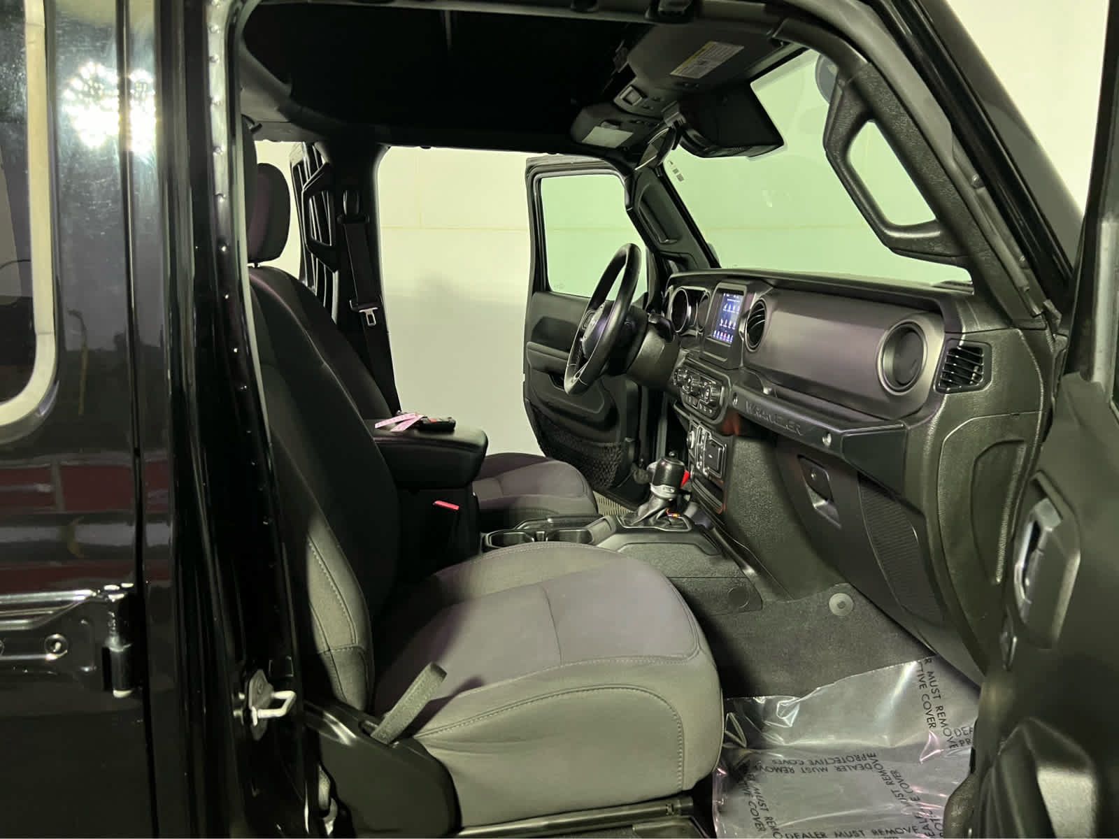 Used 2021 Jeep Wrangler Unlimited Sport AWD/4WD image 27