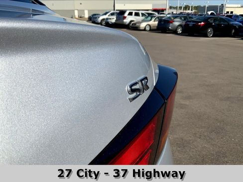 Used 2020 Nissan Altima 2.5 SR w/ Premium Package image 8