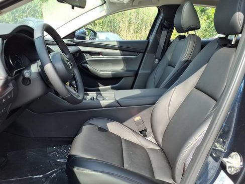 New 2026 MAZDA MAZDA3 2.5 S Sedan w/ Preferred Pkg FWD image 4