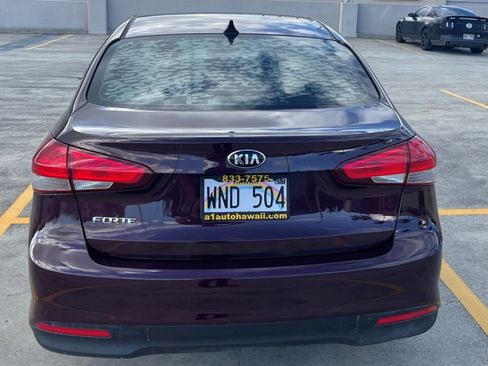 Used 2017 Kia Forte LX image 8