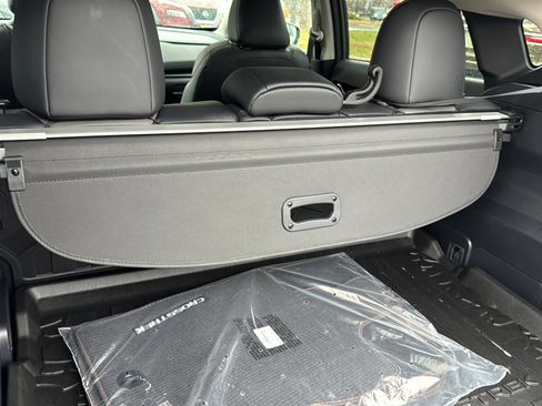 Certified 2025 Subaru Crosstrek 2.5i Limited image 24