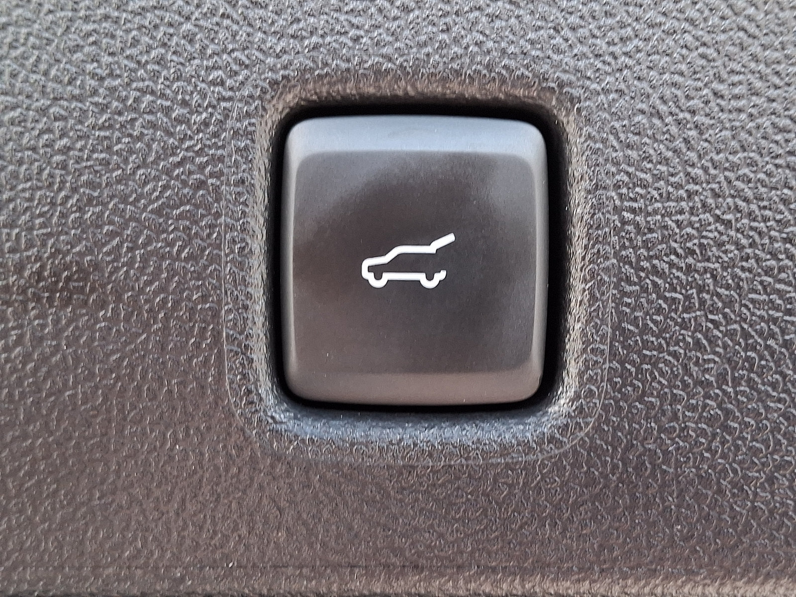 Used 2025 Ford Escape ST-Line Select AWD/4WD image 30