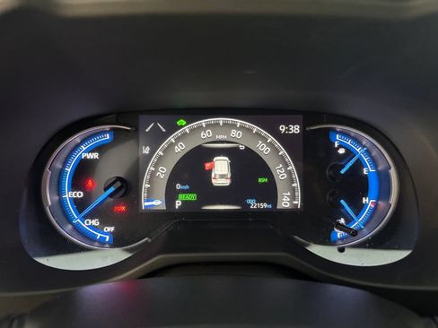 Used 2024 Toyota RAV4 XSE AWD/4WD image 16