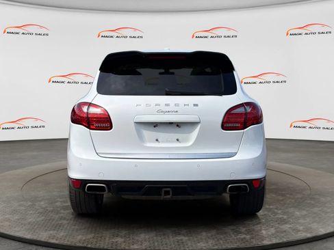 Used 2014 Porsche Cayenne image 7