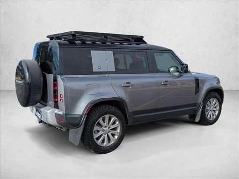 Used 2021 Land Rover Defender 110 SE AWD/4WD image 5
